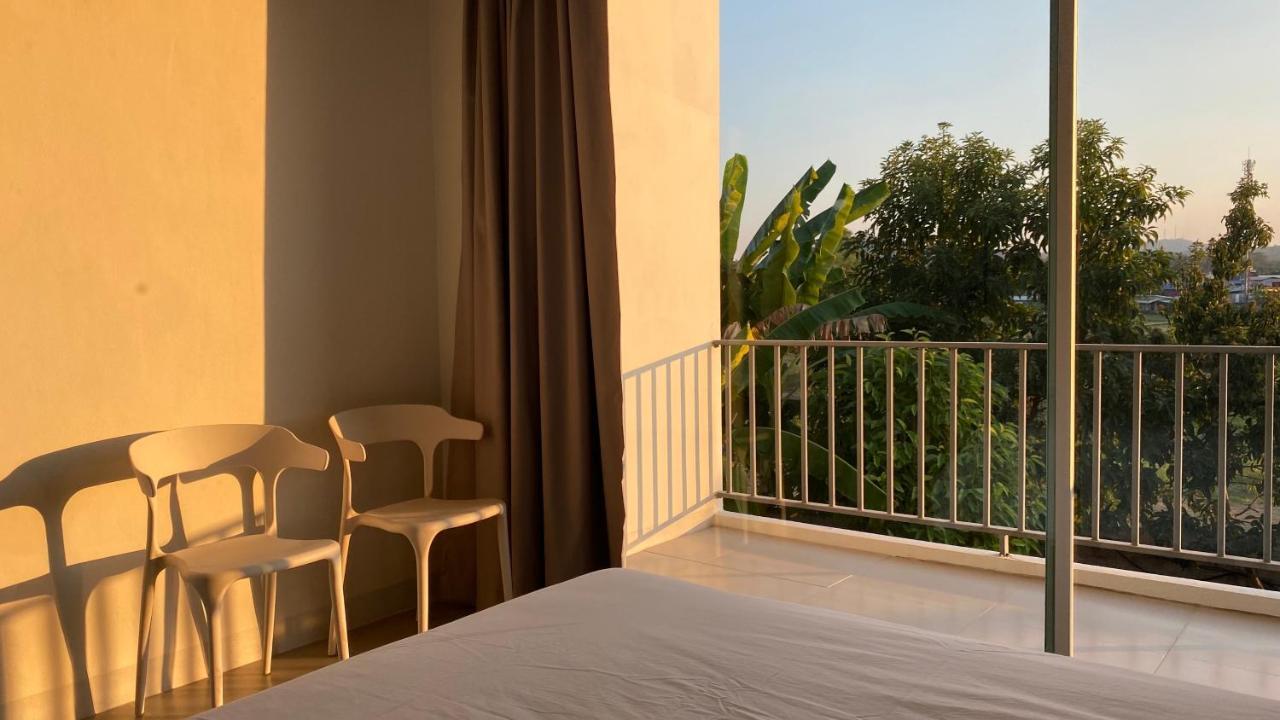 Bed and Breakfast Baan Thammada Nan Exterior foto